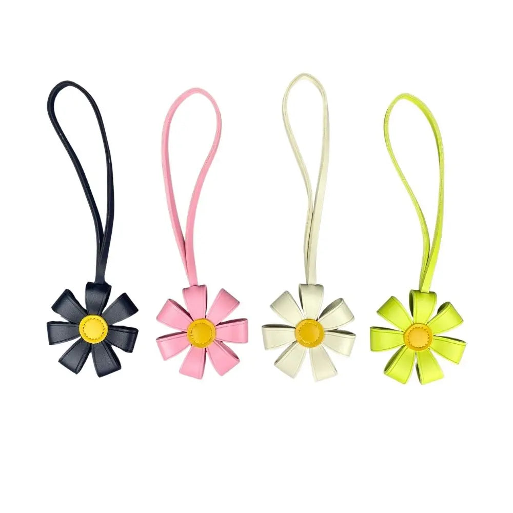Vicenza Daisy Charm by Vicenza